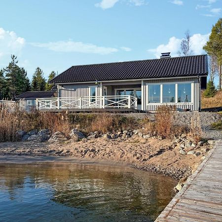 Gorgeous Home In Hudiksvall With Wifi Bagian luar foto